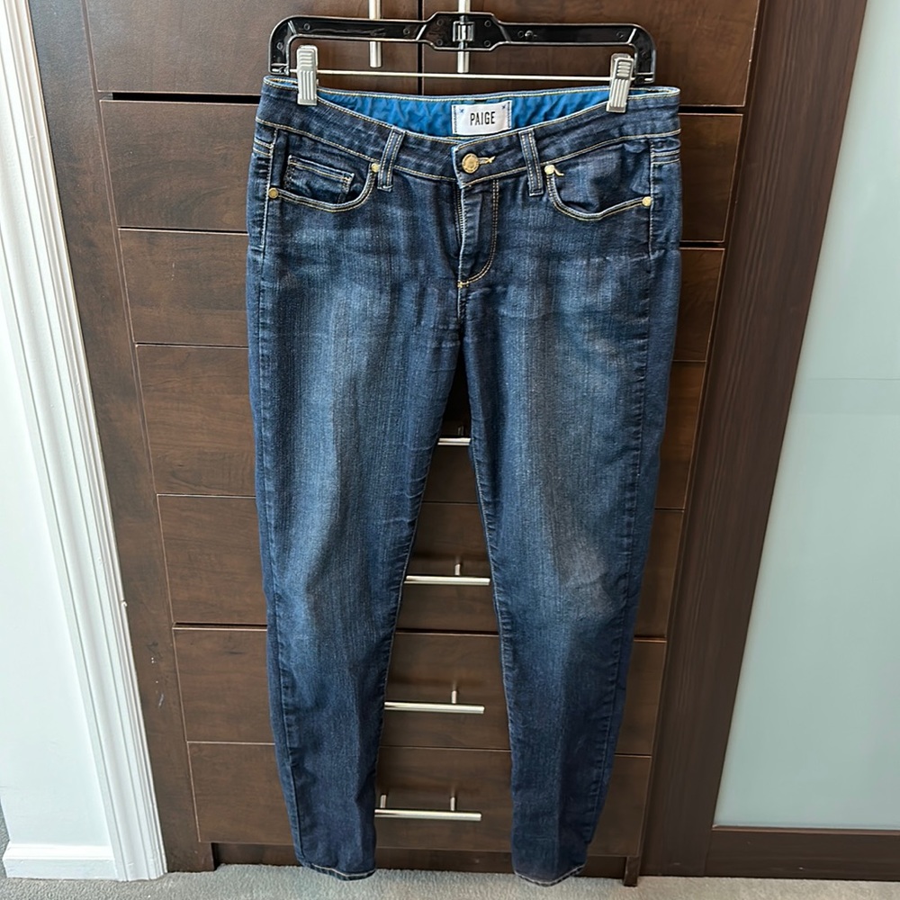 PAIGE blue jeans skyline skinny cut, size 28